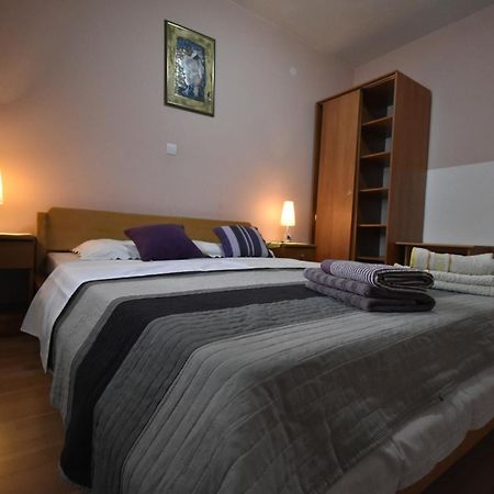 Apartments Jasna Трогір Екстер'єр фото
