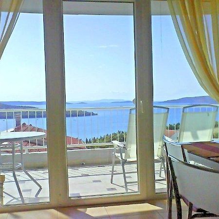 Apartments Jasna Трогір Екстер'єр фото