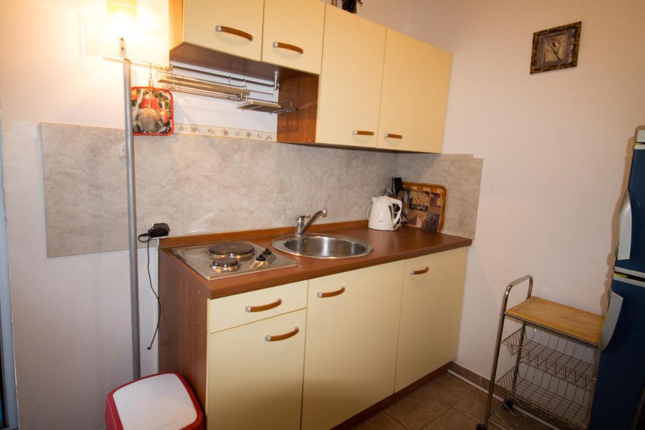 Apartments Jasna Трогір Екстер'єр фото