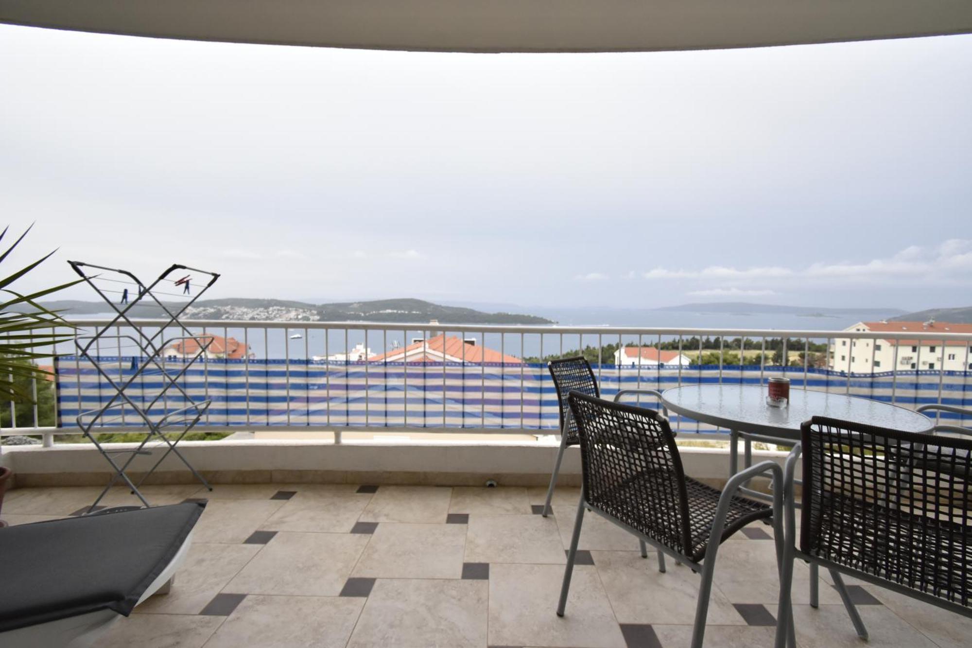 Apartments Jasna Трогір Екстер'єр фото