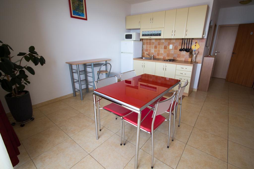 Apartments Jasna Трогір Екстер'єр фото